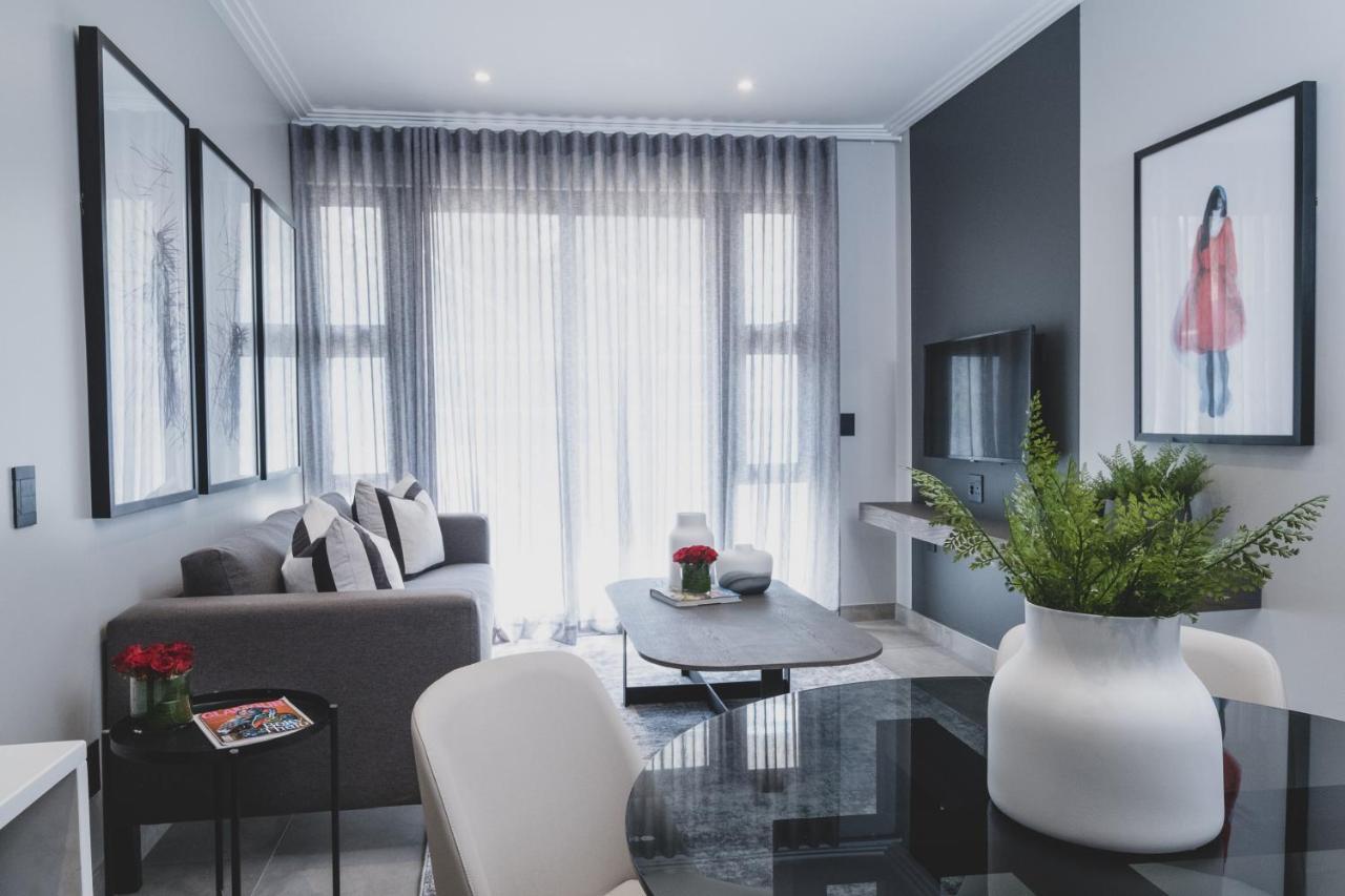 The Catalyst Apartment Hotel By Newmark Йоханнесбург Экстерьер фото