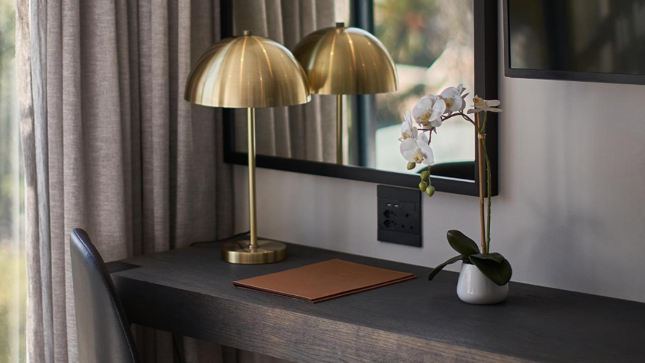 The Catalyst Apartment Hotel By Newmark Йоханнесбург Экстерьер фото