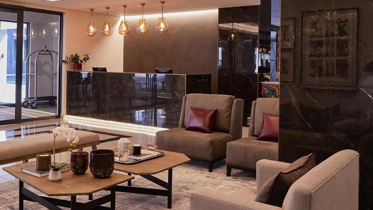 The Catalyst Apartment Hotel By Newmark Йоханнесбург Экстерьер фото